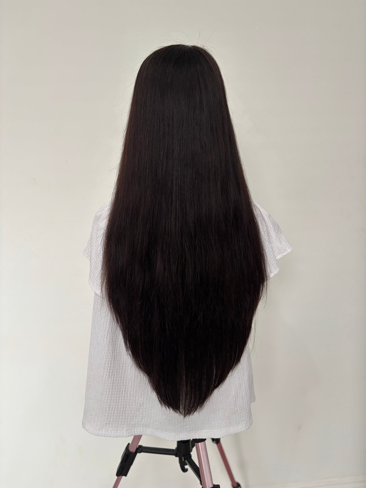 Sasha 22" Wig Dark Brown beginner cap