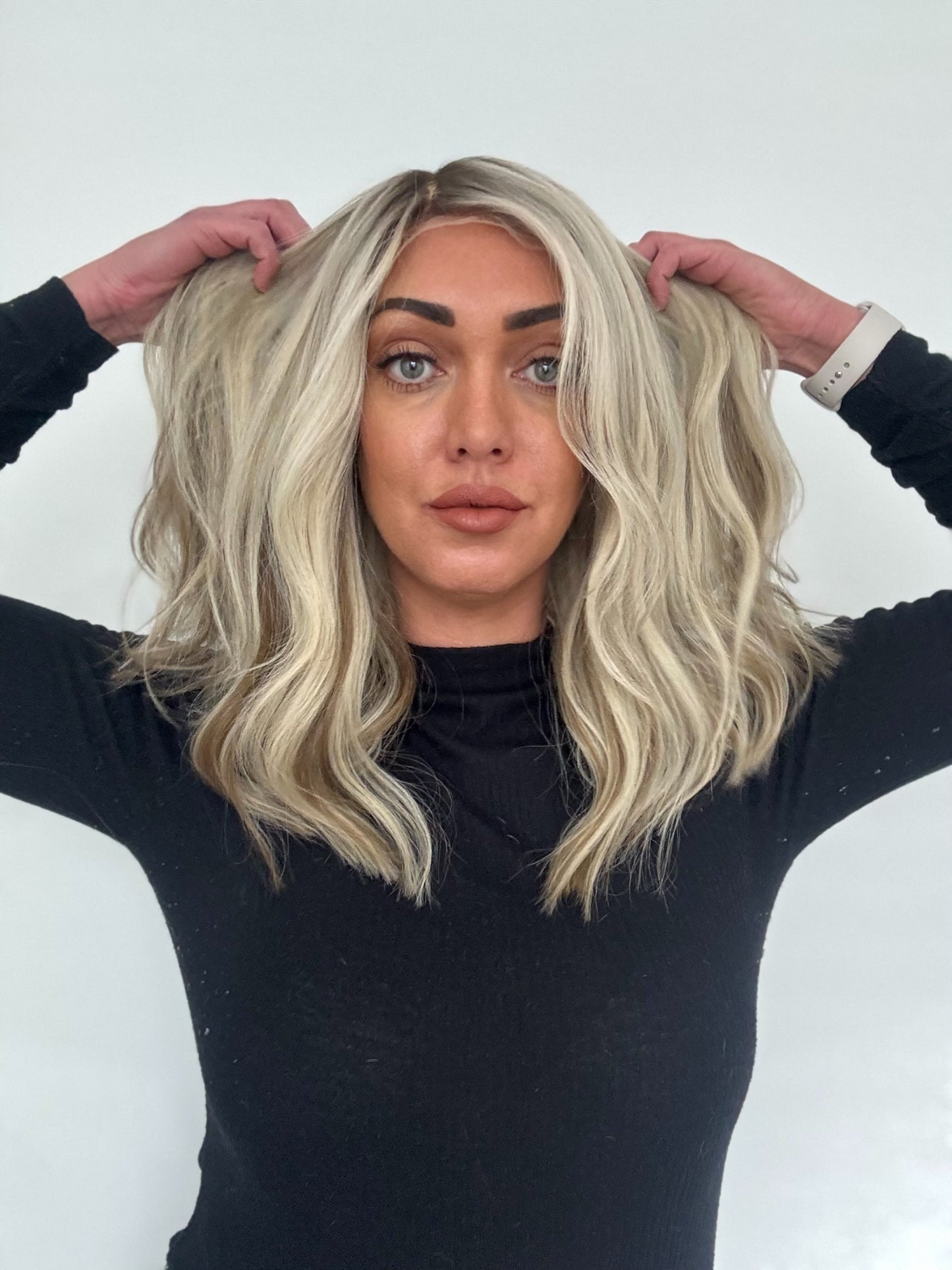 Alisha 14" wig Light blonde/ash brown beginner cap