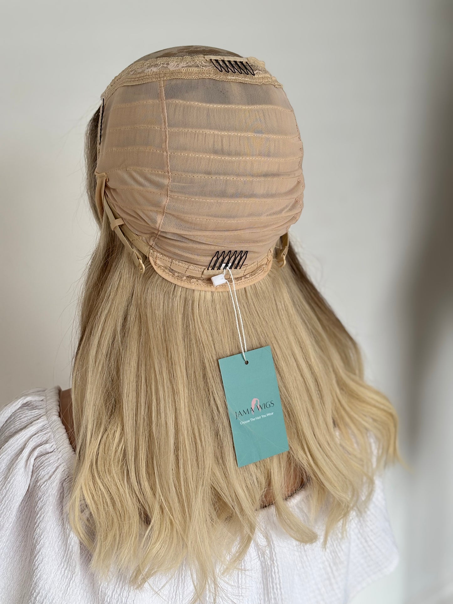 Alex 14" Wig Natural light blonde, Medium brown roots balyage beginner cap