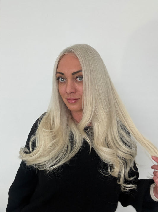 Harper 20" Wig Platinum blonde beginner cap