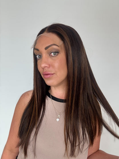 Louise 18” Wig Dark brown/Medium brown Balyage Beginner Cap